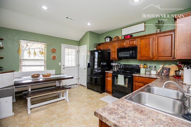 Foto del edificio - 1121 Apollo Dr