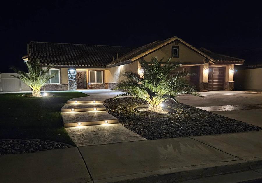Primary Photo - 12660 High Desert Rd