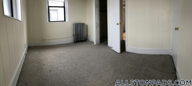 Building Photo - 437 Cambridge St