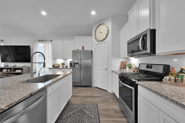 Foto del edificio - 942 Youth Water Rd