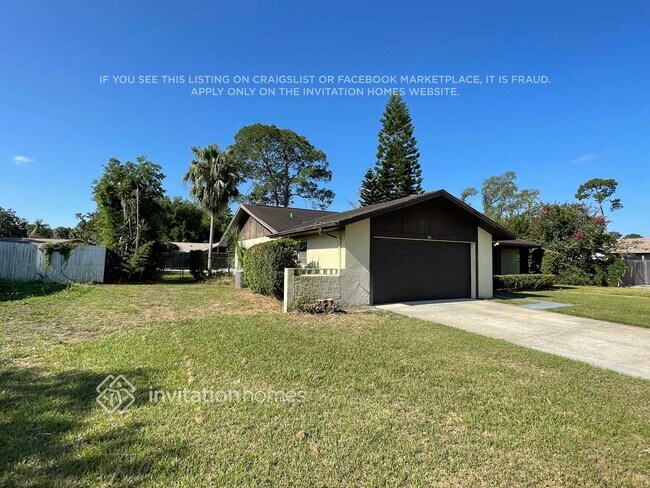 Foto del edificio - 304 Larkwood Dr