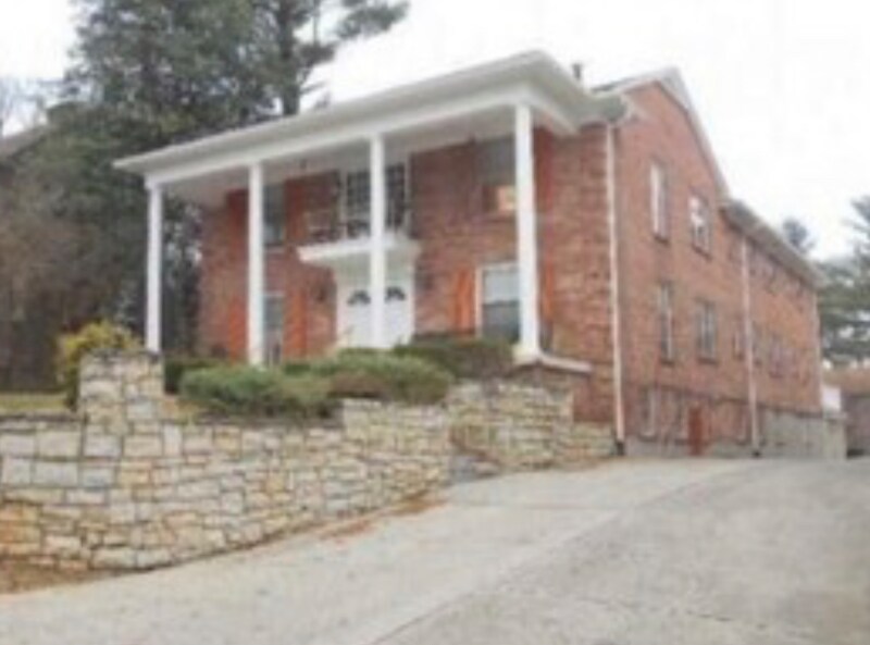 Foto del edificio - 2549 Glenmary Ave