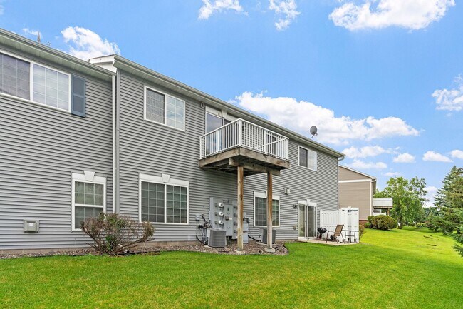 Foto del edificio - 3bd, 2ba town home in NEW HOPE, avail NOW