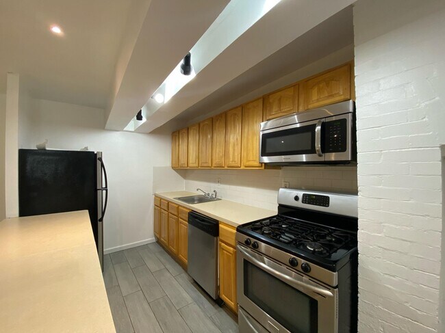 Foto del edificio - 174 Grand St