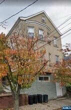 Building Photo - 165 Corabelle Ave