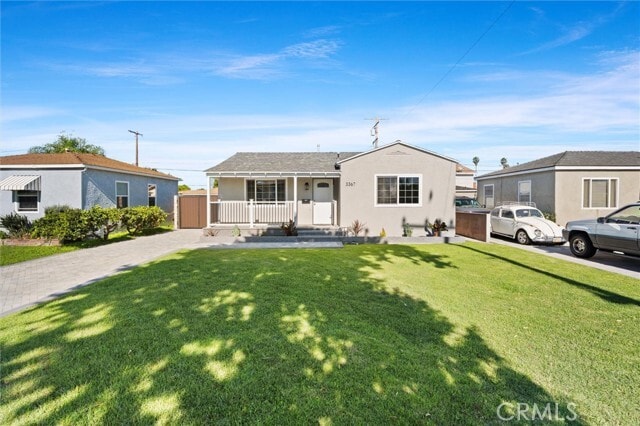 Foto del edificio - 3367 W 152nd St