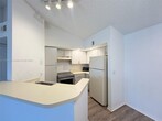 Foto principal - 3320 Pinewalk Dr N