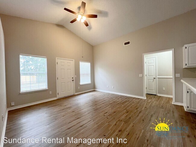 Foto del edificio - 3 br, 2 bath House - 6714 Cedar Ridge Circle