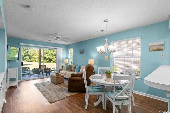 Building Photo - 637 Waterway Village Blvd