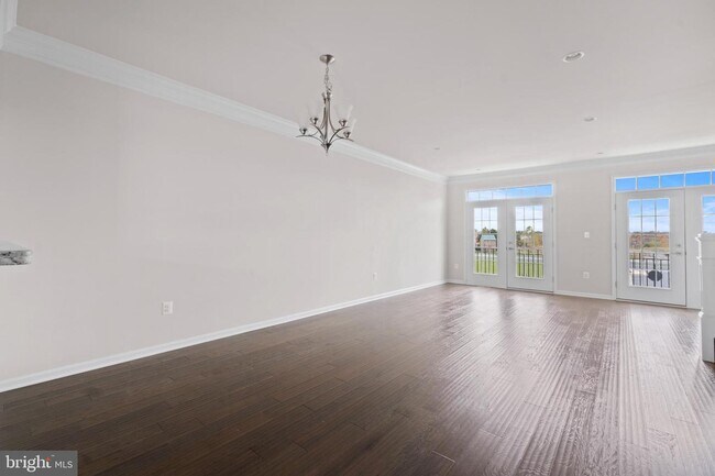 Foto del edificio - 23470 Madison Heights Terrace