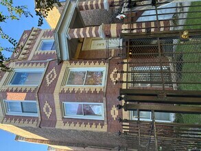 Building Photo - 1706 N Springfield Ave