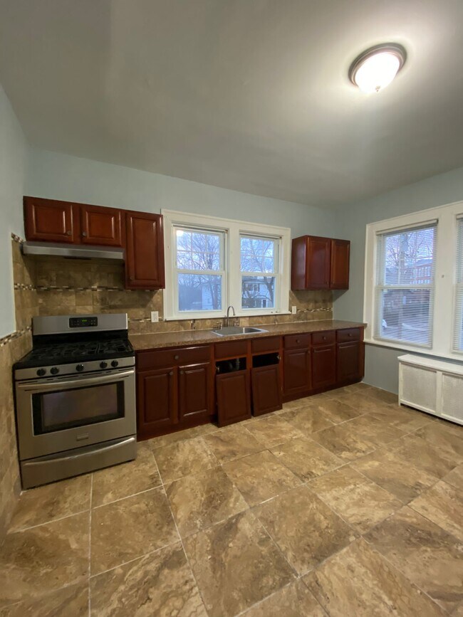 Kitchen - 19 Jacoby St