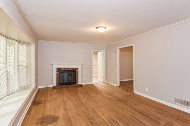 Foto del edificio - 4630 Cresant Ln