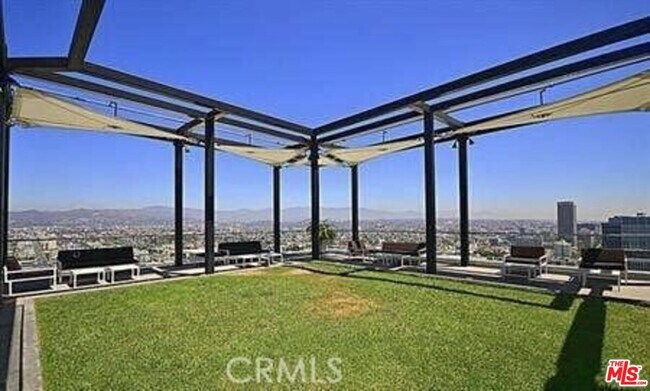 Building Photo - 3810 Wilshire Blvd