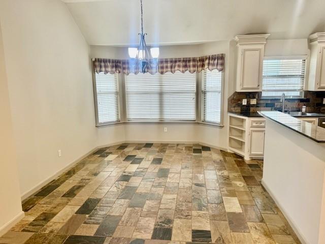 Foto del edificio - 13613 Vail Dr
