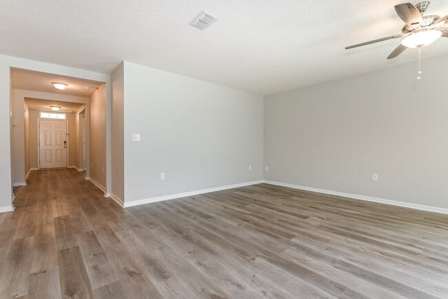 Building Photo - 3348 Blue Catfish Dr