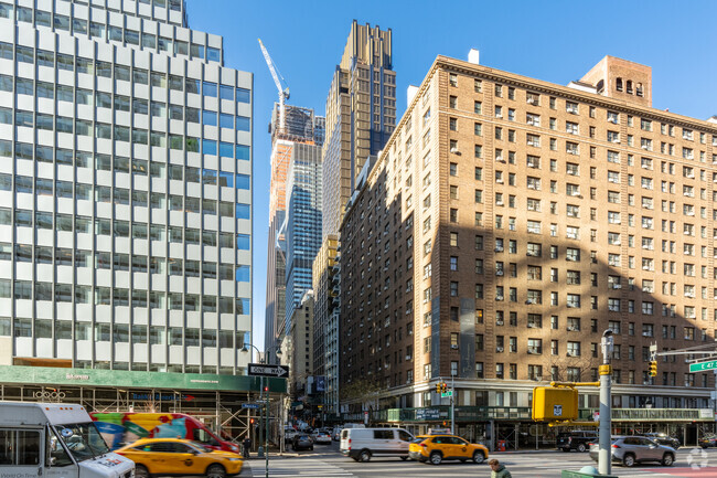 Building Photo - Monogram New York