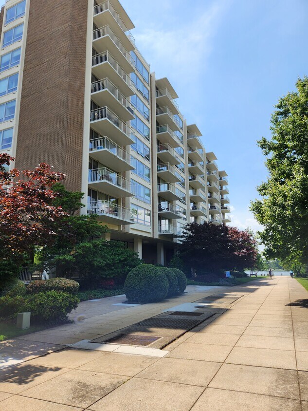 street view - 1425 4th St SW