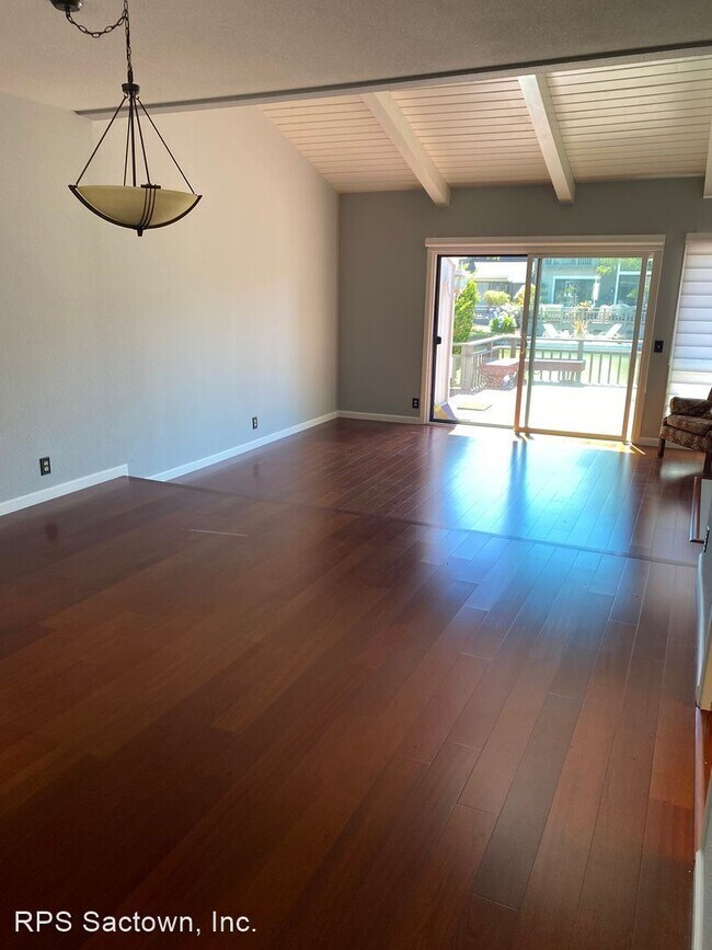 Foto del edificio - 3 br, 2.5 bath House - 608 Marlin Court