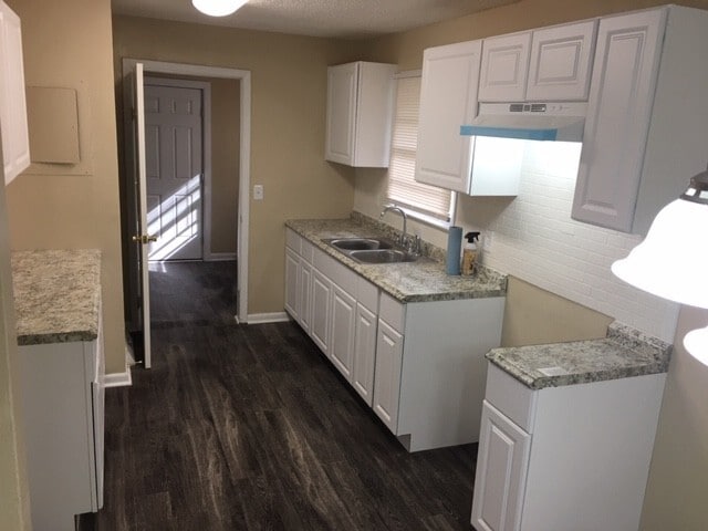 Foto del edificio - 3-Bedroom Home with Modern Touches