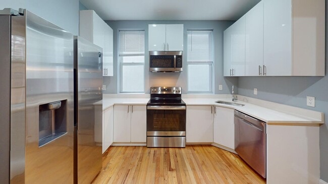 Foto del edificio - Le Droit Park Renovated Three Bedroom W/Pa...