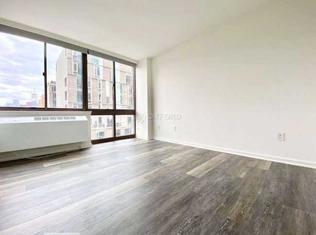 Foto del edificio - 520 W 43rd St