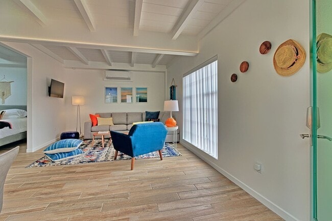 Building Photo - 1074 Seaward- MFR