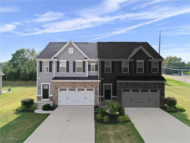 Building Photo - 3383 Jackson Park Dr