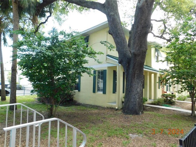 Foto del edificio - 110 Key Haven Ct