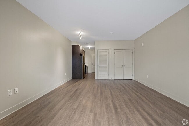 Building Photo - Brainerd Place