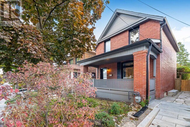 Photo du bâtiment - 97 Deforest Rd