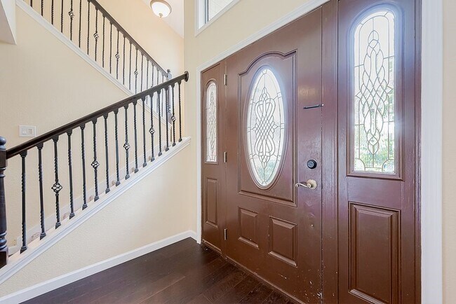 Foto del edificio - 2039 Shorewood Ln
