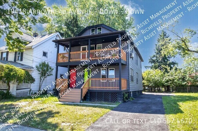 Foto del edificio - 19418 Arrowhead Ave