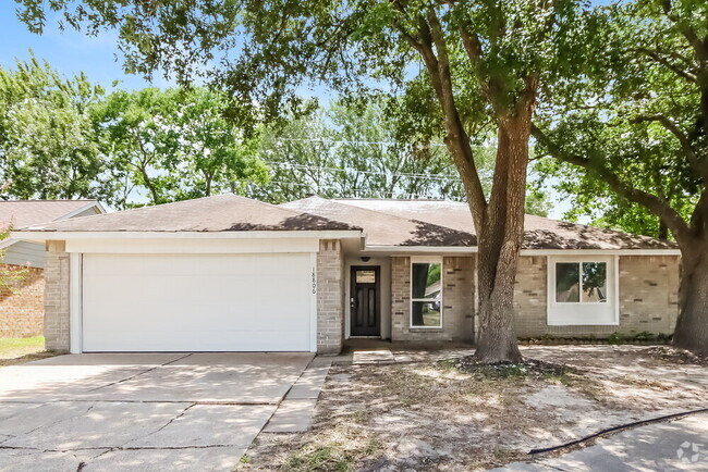 Building Photo - 18806 Oak Bower Dr