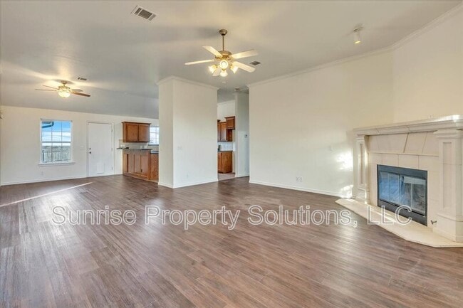 Building Photo - 217 Dollina Ct