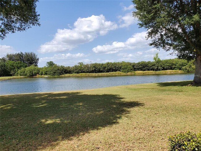 Foto del edificio - 2439 E Del Webb Blvd