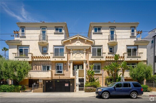 Building Photo - 11323 Huston St