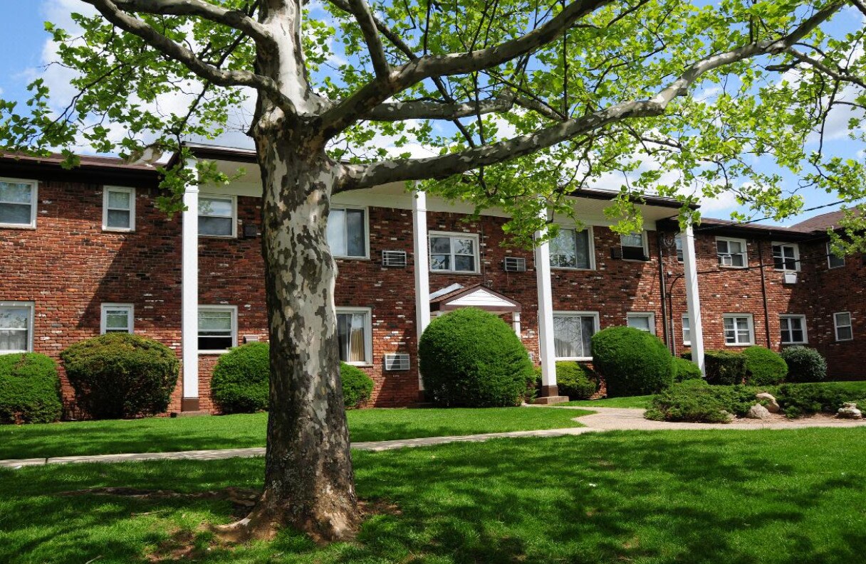 Foto principal - Hilltop Manor & Estates
