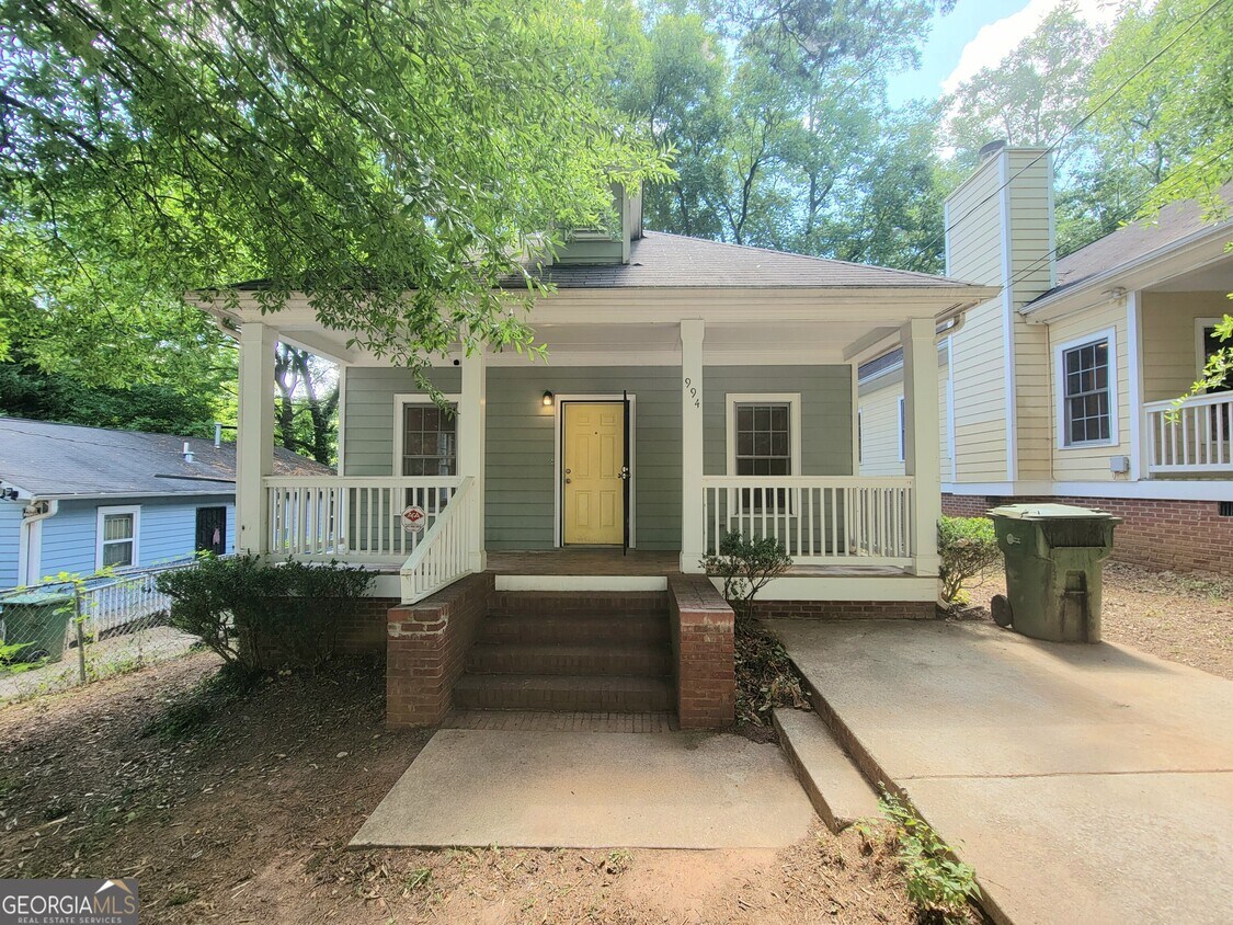 Foto principal - 994 Sims St SW