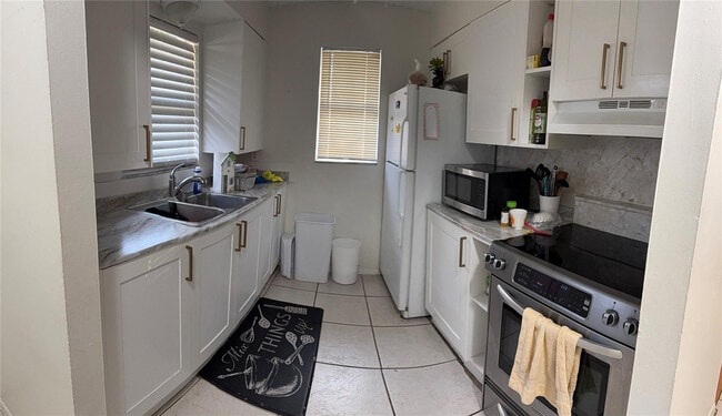 Foto del edificio - 5540 Tenth Ave