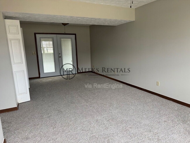 Building Photo - 22 Countryview Est