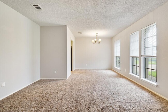 Foto del edificio - 5404 Salem Hill Dr