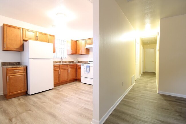 Foto del edificio - 1204 E Anderson St