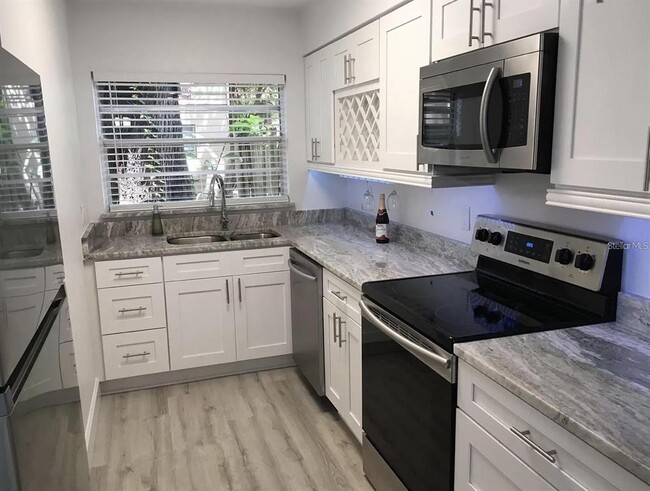 Foto del edificio - 517 S Summerlin Ave