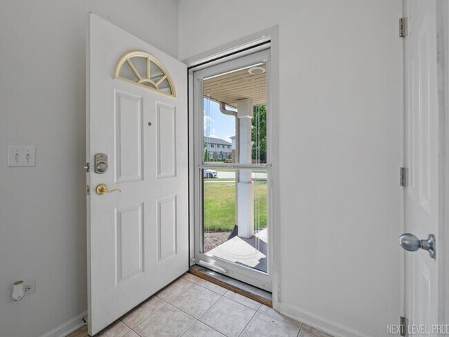 Foto del edificio - 1619 Windward Ct
