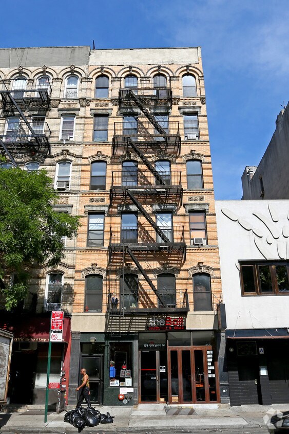 Foto del edificio - 139 Chrystie St