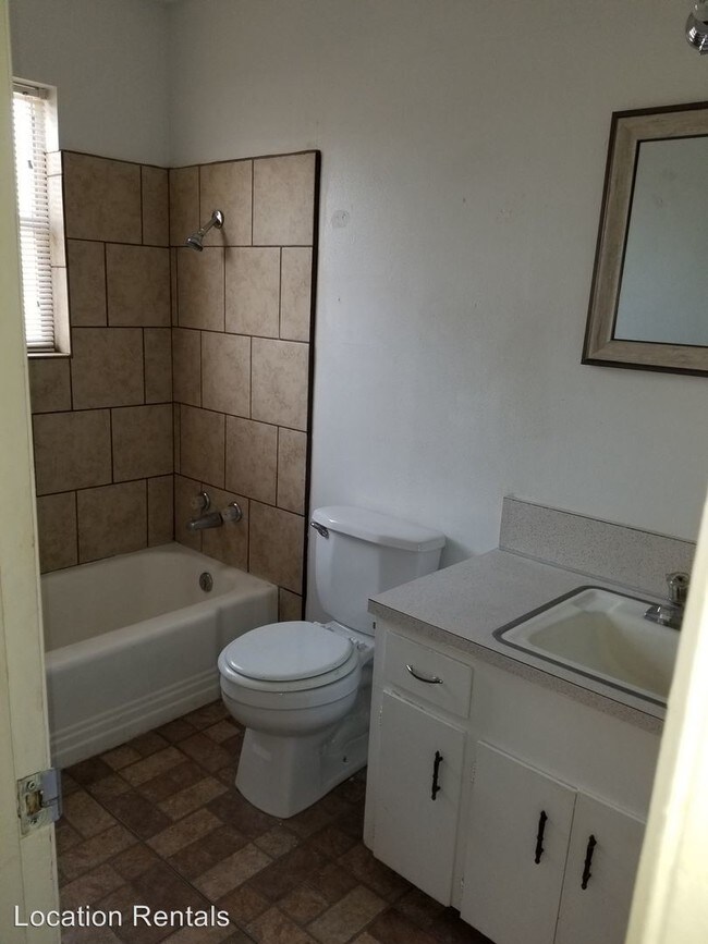 Building Photo - 2512 Avenue Q