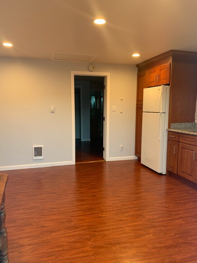 Living Room - 724 Newman Dr