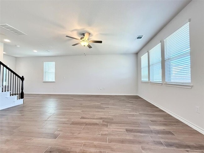 Foto del edificio - 7506 Elk Grove Path