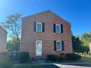 Building Photo - 2512 Plateau Rd